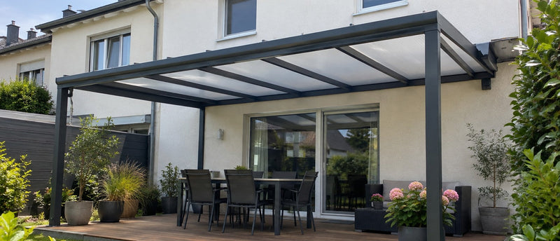 Wie lange halten Stegplatten? Lebensdauer von Polycarbonat-Stegplatten